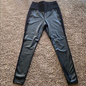 Old Navy black leggings